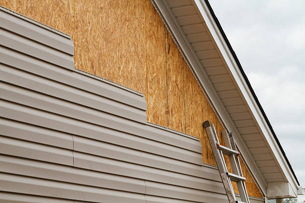 24/7 Emergency Emergency Siding Repair experts in Erie, IL